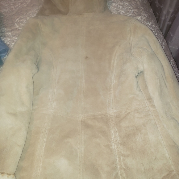 Suede coat - Picture 2 of 3